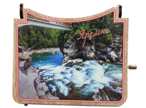 Велика музична шкатулка з пейзажем Яремче