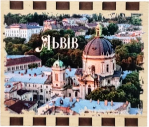 Збільшений сувенірний сірник Львів