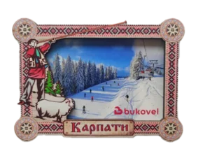 Магніт-рамка з гуцульським декором та Буковелем Магніт-рамка з гуцульським декором та Буковелем